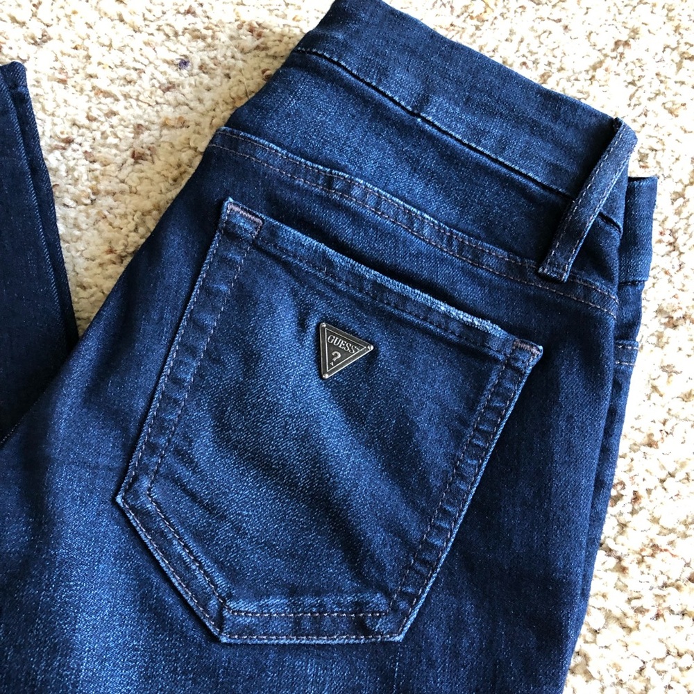 Women’s guess skinny jeans - Picture 2 of 5